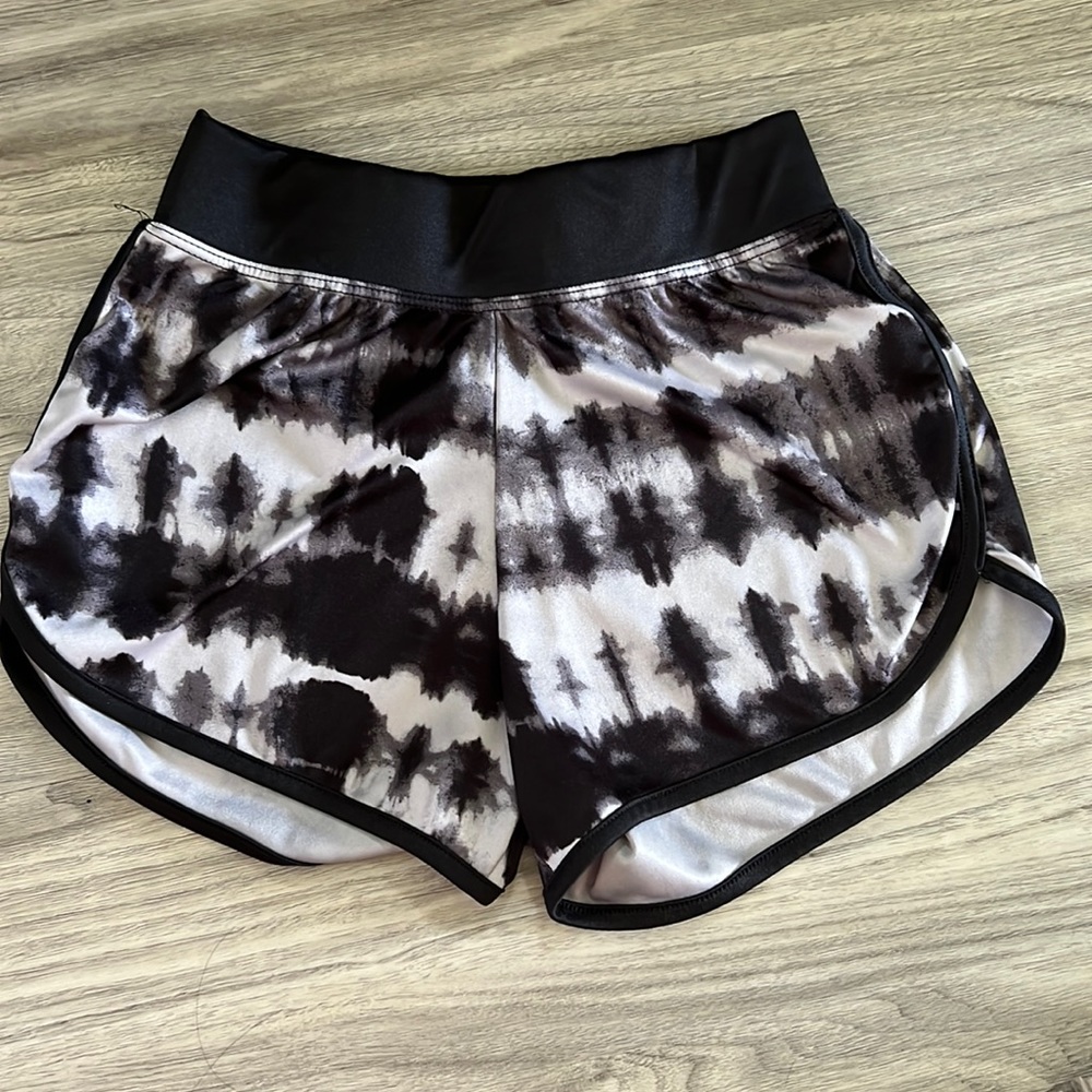 Zella girls shorts - GUC